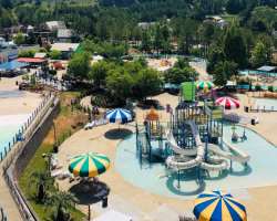 Ignoring the bad incident, the park is filled with various exciting rides, aqua sports, cabanas to rest, and restaurants to dine in.